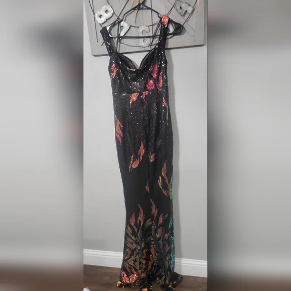 NWT-Love & Lemonade Sequin  Mermaid Gown Black Sweetheart Off Shoulder Size L - Picture 5 of 9